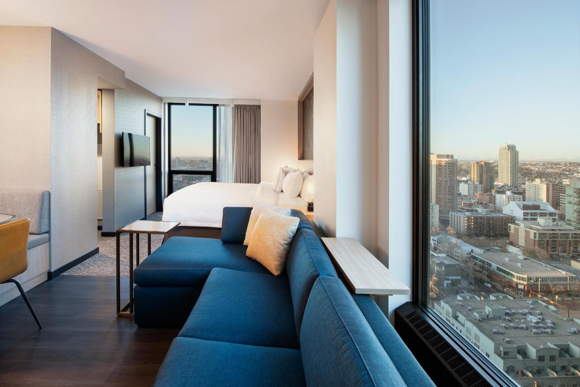 Hotel By Marriott Downtown/beltline District 3*